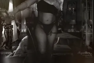 mature busty blonde bombshell ... - Image 2
