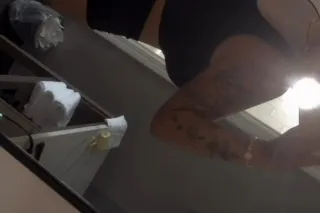 Thick in ALL the right places ... - Image 1