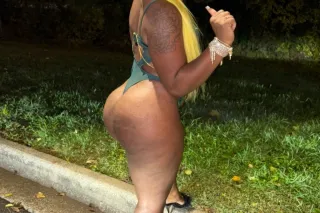 NEW IN TOWN ‼ add my ig @Cocox... - Image 3