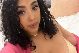 Sexy & Sweet Goddess on Las Vegas BLVD - Image 3