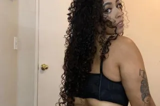 Sexy & Sweet Goddess on Las Vegas BLVD - Image 4