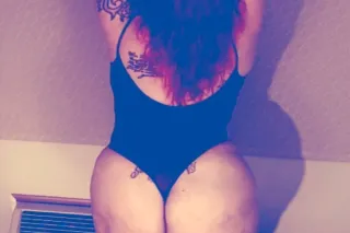 6'3 Amazon Goddess wants to SL... - Image 3