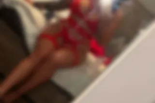 ❤ GIVING WET DREAMS - 💦 - 30 - Image 1