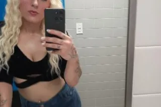 😻💦😫Hot and SUPER Horny Blonde ... - Image 3