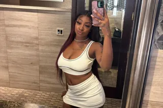 Sweet sexy babe - Image 5