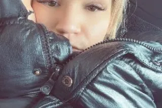 Blonde Playmate ready to play!... - Image 4