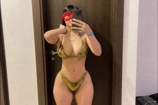 Sexy and hot Latina🔥, availabl... - Image 3