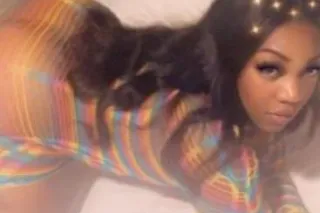 😍🥰CHANEL HERE WITH 5 STAR TREA... - Image 1
