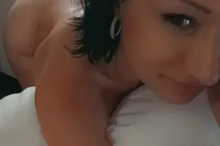i want to play 😣😣 💋💋💋 - 24 - Image 2