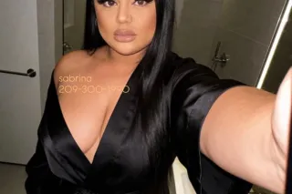📍Clinton - Hawaiian Latina Mam... - Image 3