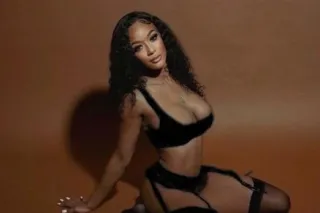 Slim & Curvy ; 5”5 pretty face... - Image 1