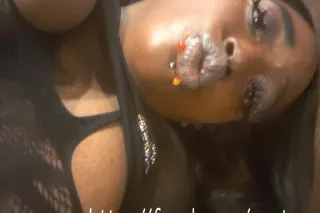 𝑻𝒉𝒆 𝑭𝒂𝒏𝒕𝒂𝒔𝒚 𝒀𝒐𝒖 𝑳𝒐𝒐𝒌𝒊𝒏𝒈 𝑭𝒐𝒓 👀🎀... - Image 4