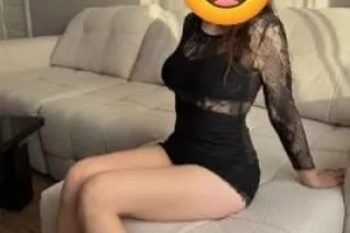 💜🧸mi Amiga flaquita🍦y yo 🌒nuev... - Image 1