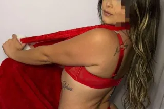 hermosa latina recien llegada ... - Image 2