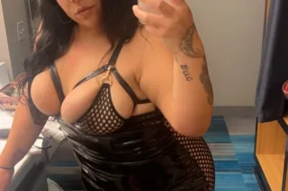 Voluptuous freaky Latina add m... - Image 3