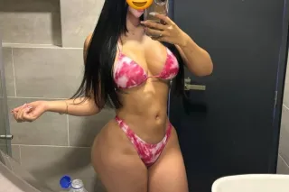 AVAILABLE FOR INCALL AND OUTCA... - Image 2