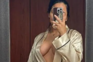 Hello, I’m Latina and I’m new.... - Image 1