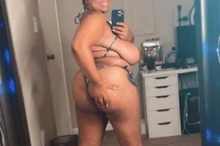 🥇🏆 THE REAL BBW YASMIN BACK IN... - Image 4