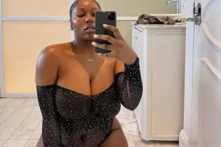 UPSCALE EBONY - 32 - Image 1