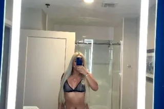 Hi I'm a trans girl visiting t... - Image 1