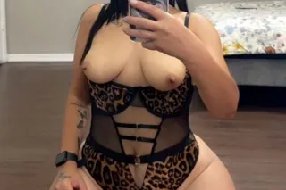 🔥😈LATINA caliente de vuelta a ... - Image 3