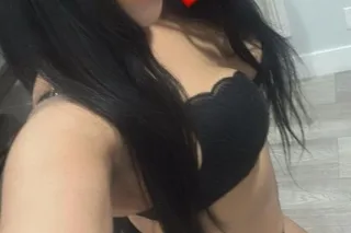 😍🔥REAL HOT AND SEXY CUBANA BAB... - Image 1