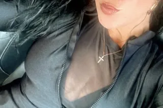 • 💖 Sweet, discreet, and confi... - Image 3