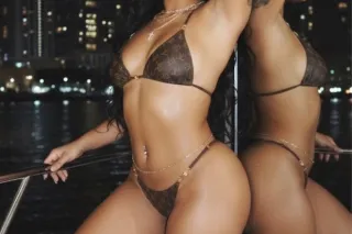 SEXY LATINA IN TOWN 💦 - Image 7