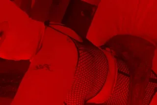 told y'all id be back ! 😘😝😝💦 -... - Image 4