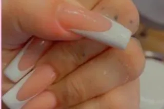 FACETIME SHOWS AND CONTENT ONL... - Image 1