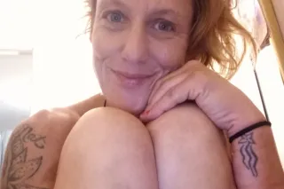 Laughing & Playing Naked - 49 - Image 4