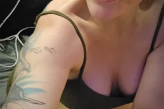 💫 Ava 💋 Pregnant Secret Rendez... - Image 2