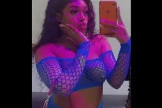 😊YOUR NEW FAVORITE is here! 😉💋... - Image 2