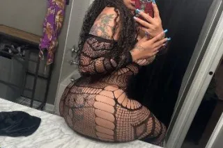 Nona malone wet wet 💦💦💦💦 - Image 5