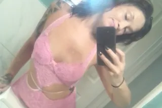 Hosting incall, Waterford loca... - Image 3