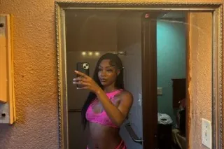 PRETTY FACE 😻 BOMB PUSSY 💣 TRU... - Image 4
