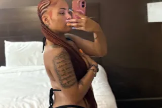 👅Sexy playful blasian 😍 Wet Ti... - Image 1