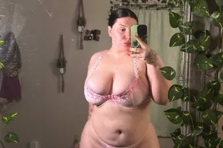 100 qv big booty zoey - 24 - Image 1