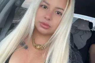 sexy latina - 35 - Image 2