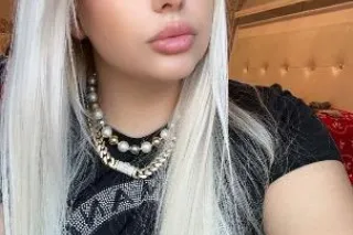 sexy latina - Image 6