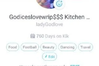 #assworship facesitting 👢 🥾 camp Thick short thick #assworship facesitting facesmother boots 🏕 Thick juices wet - Image 4