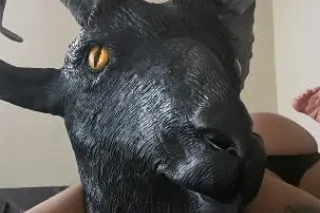 Available NOW China national Harbor incalls - Image 1