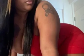 Big Booty 🍑Blasian 👸🏽🥵Throat G... - Image 1