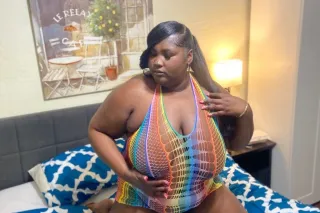SEXY HAITIAN BBW DOING FACETIM... - Image 3