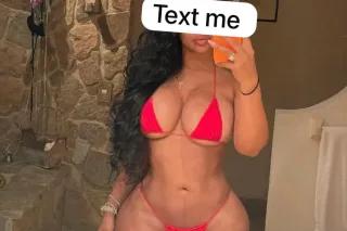latina available 💕 - Image 3