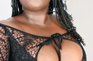 HAVE YOU BEEN TO THE CHOCOLATE FACTORY AVAILABLE 24/7 SEND ME A TEXT😘 - Image 3