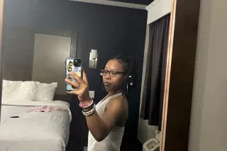 Fun night with a 4’11 FUNSIZE, 🤩 fine ass caramel baddie 🍮💃🏽, FUN TO HAVE AROUND, freak ass FRIDAY😮‍💨❤‍🔥 Only I should be who you VISIT! Allow me to make the start of your weekend WAYYYY better than it could EVER be😍 - Image 11