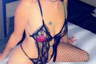 👅👅 Everyone needs to enjoy a l... - Image 4