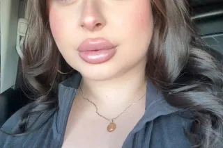 🫦throat goat 🫦 sexy BBW 💕 Fat ... - Image 3
