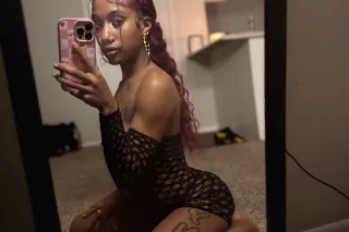 5'2 Petite💦German/Black🇩🇪Hazel... - Image 1